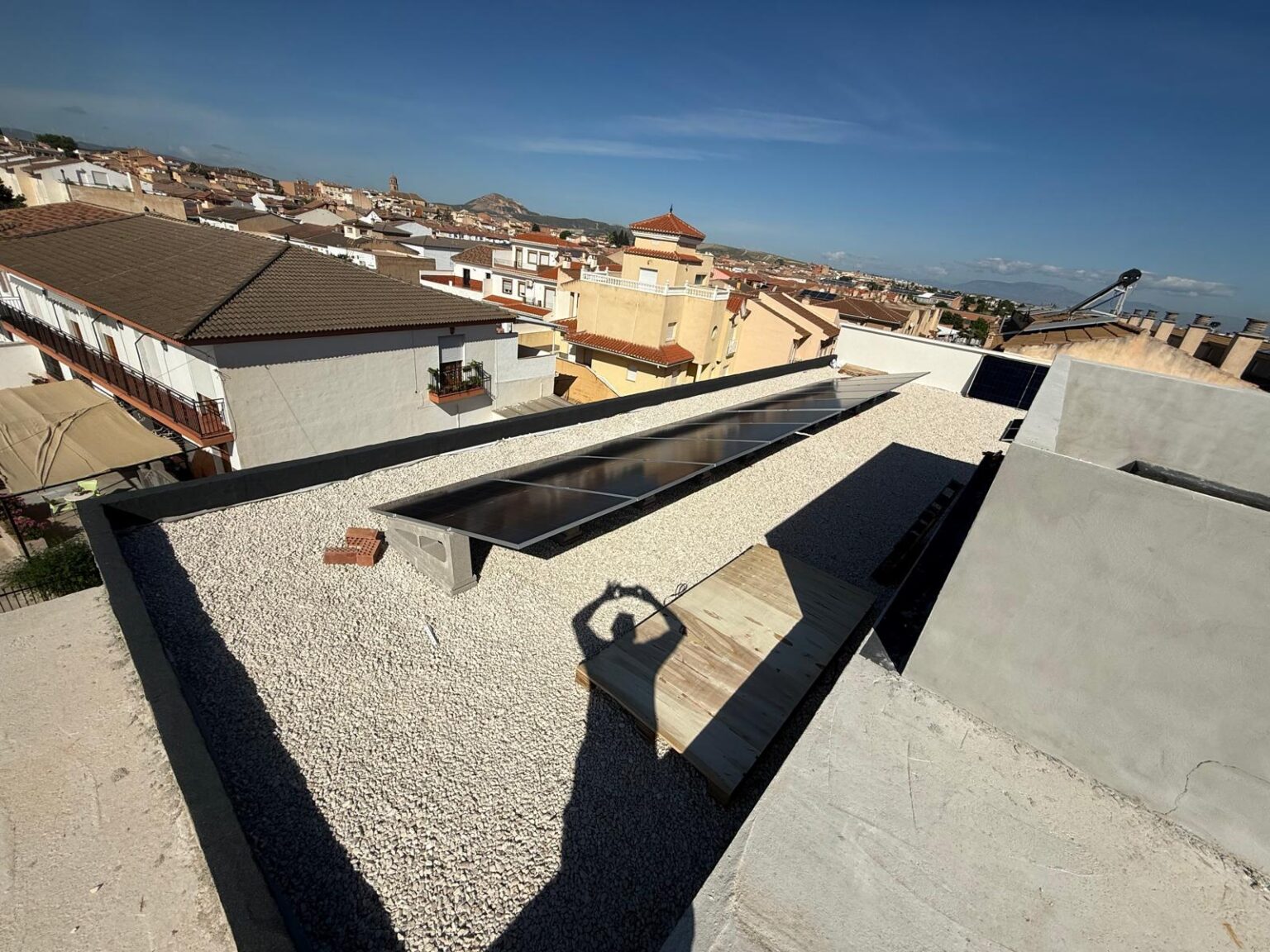 Proyecto terminado de instalacion solar fotovoltaica para particulares en Granada
